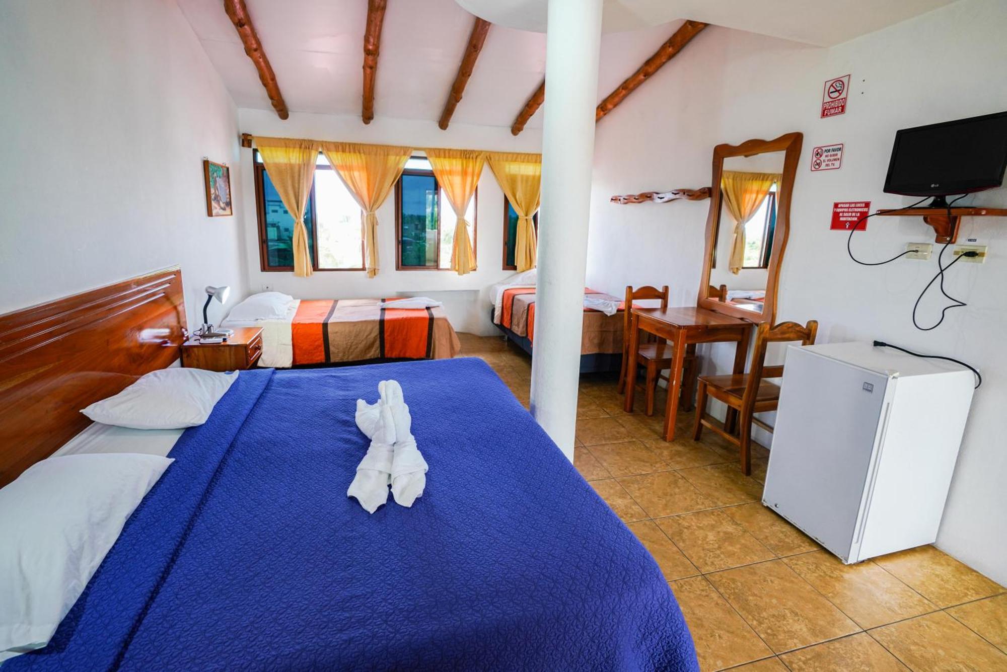 Galapagos Verde Azul Puerto Ayora  Exterior photo